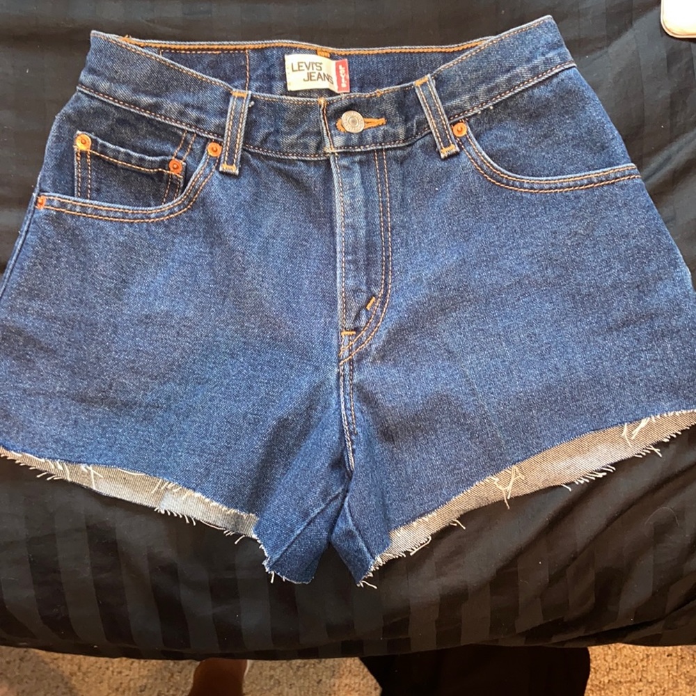 Levi navy blue shorts